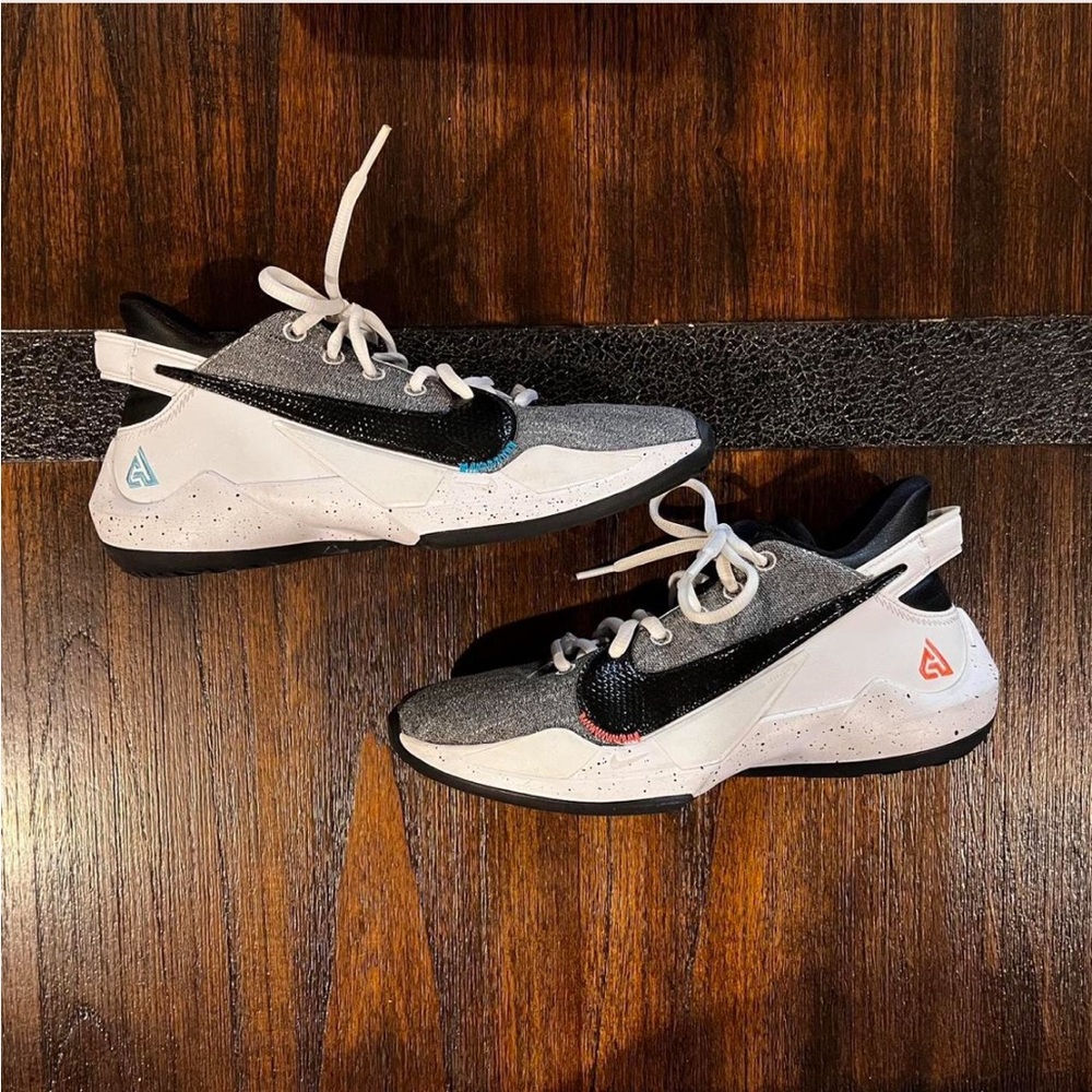 Nike Giannis Zoom Freak 2